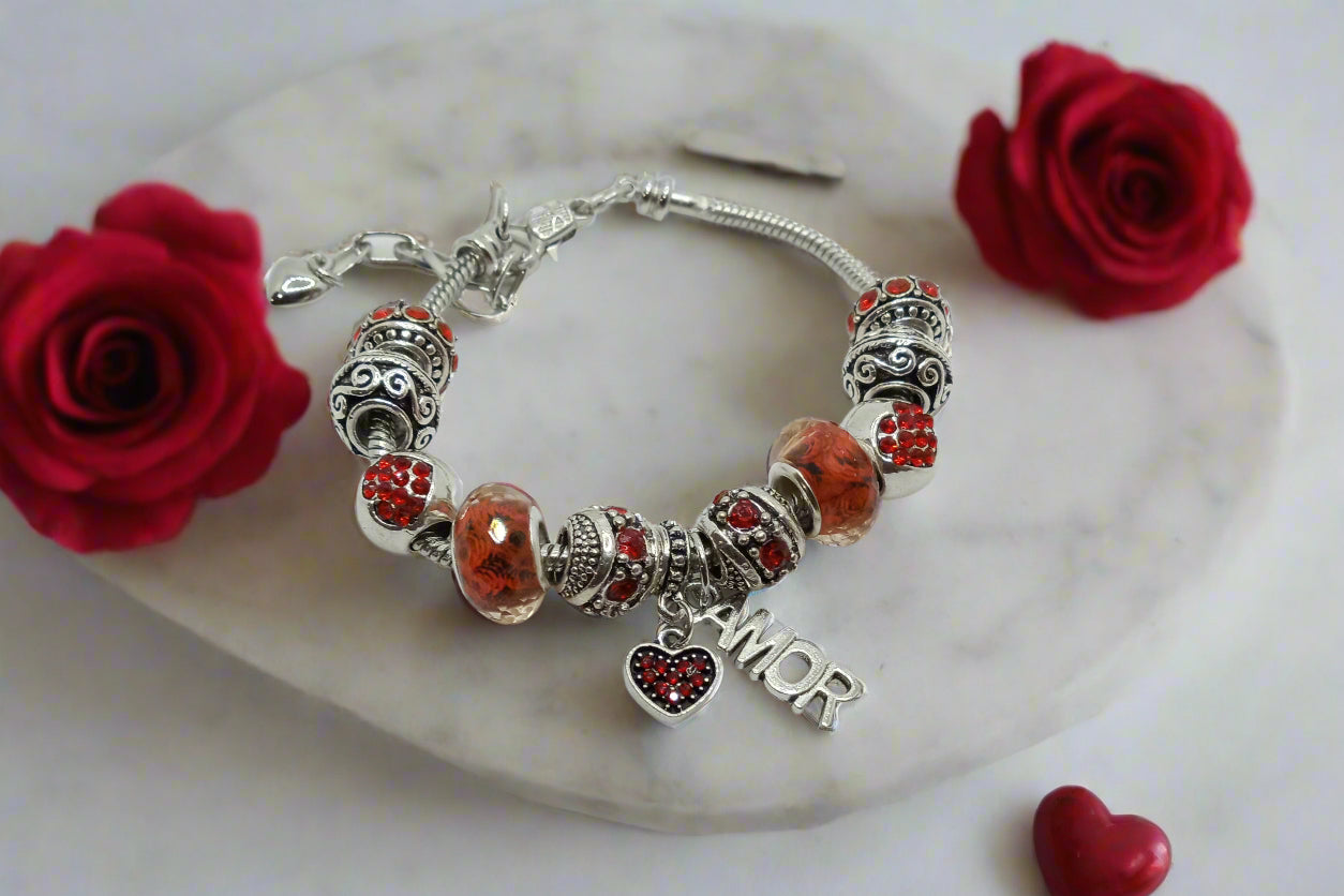 Red Crystal Charm Bracelet & Pyramid Purse Women's Gift Set — Amor