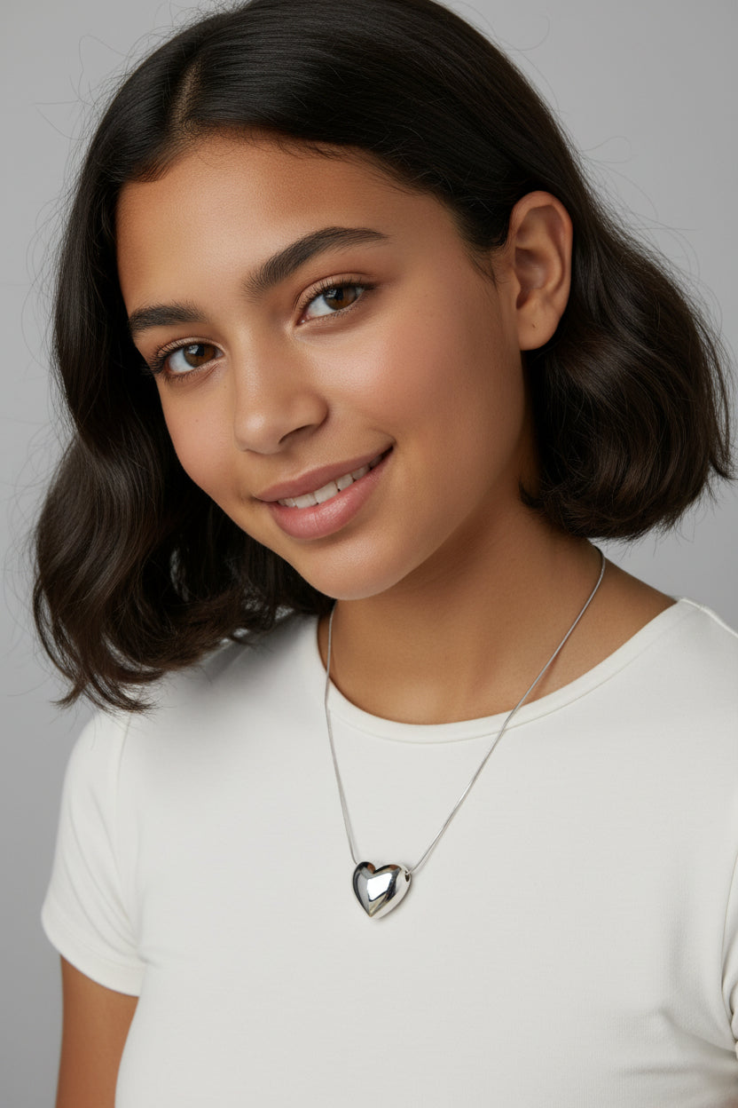 Silver Heart Necklace & Hair Care Gift Set-Black
